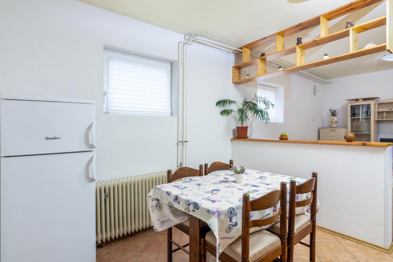 Apartment Buzet 17562A Εξωτερικό φωτογραφία